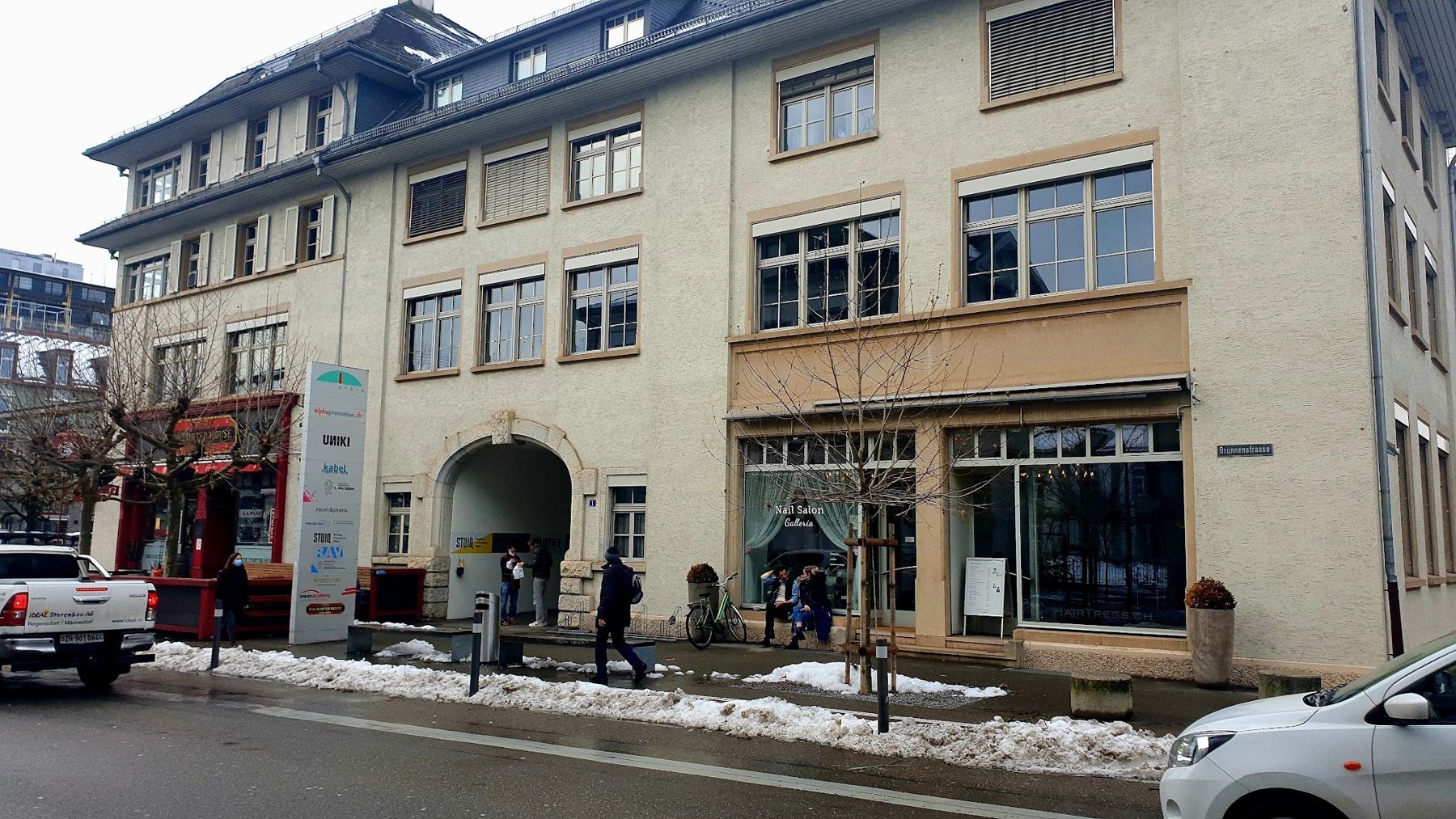 Historisches Geschäftshaus mit Ladenlokal